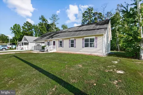 310 3rd St, Colonial Beach, VA 22443 photo 4