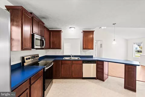 310 3rd St, Colonial Beach, VA 22443 photo 17