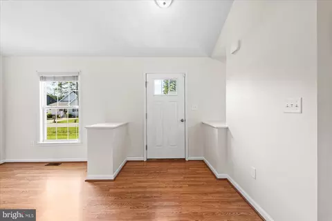 310 3rd St, Colonial Beach, VA 22443 photo 7