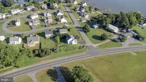 15 Shellfield Ln, Colonial Beach, VA 22443 photo 24