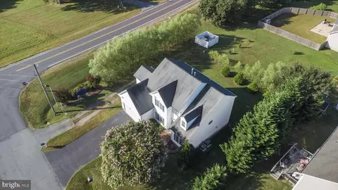 15 Shellfield Ln, Colonial Beach, VA 22443 photo 3