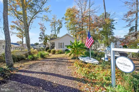 1407 Lossing Ave, Colonial Beach, VA 22443
