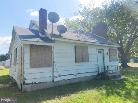 68 Boyce Cir, Montross, VA 22520