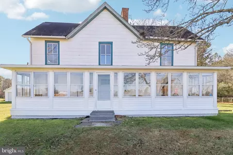 1475 Chilton Rd, Montross, VA 22520