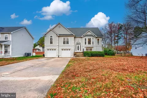 203 Forest Ave, Colonial Beach, VA 22443