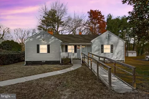 149 Rectory Rd, Montross, VA 22520