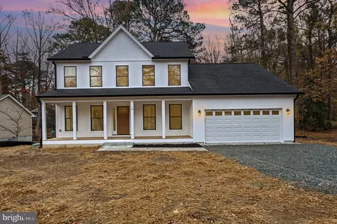78 Cypress Dr, Montross, VA 22520