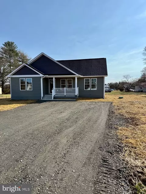 57 Otter Ln, Montross, VA 22520