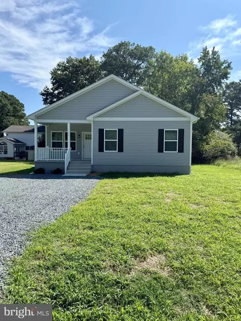 157 Currioman Dr, Montross, VA 22520