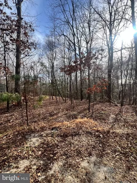 Kings Court, Montross, VA 22520
