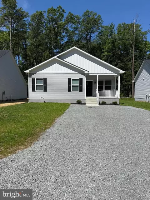175 Wildwood Rd, Colonial Beach, VA 22443