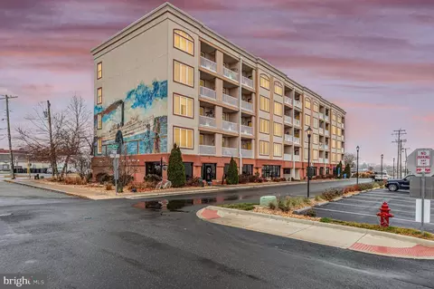 100 Taylor St #505, Colonial Beach, VA 22443