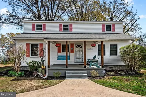 412 Marshall Ave, Colonial Beach, VA 22443