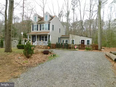 1101 Albrough Blvd, Colonial Beach, VA 22443