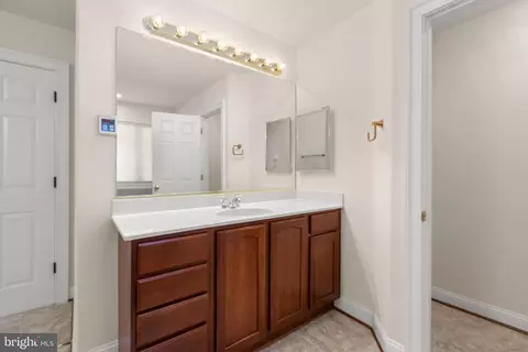 Bath - 175 Shellfield Ln, Colonial Beach, VA 22443 photo 1 of 6