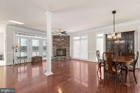 Living - 175 Shellfield Ln, Colonial Beach, VA 22443 photo 1 of 4