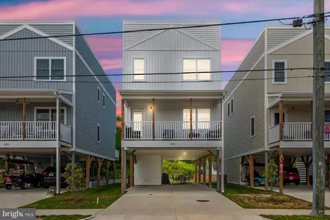 221 Wilder Ave, Colonial Beach, VA 22443