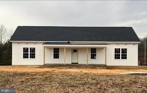 12358 Kings Hwy, Montross, VA 22520