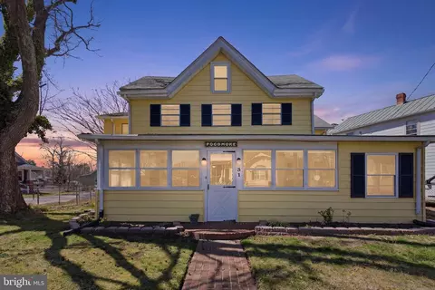 31 Bancroft Ave, Colonial Beach, VA 22443