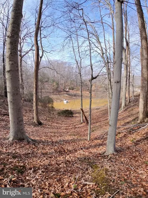 75 Eaglenest Dr, Montross, VA 22520