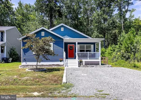 309 12th St, Colonial Beach, VA 22443