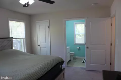 Bedroom - 48 Rustic Ln, Colonial Beach, VA 22443 photo 3 of 6