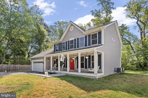 66 San Pedro Dr, Colonial Beach, VA 22443