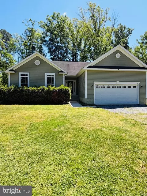 188 Nicholson Dr, Colonial Beach, VA 22443