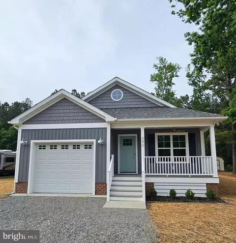 390 Monticello Dr, Colonial Beach, VA 22443