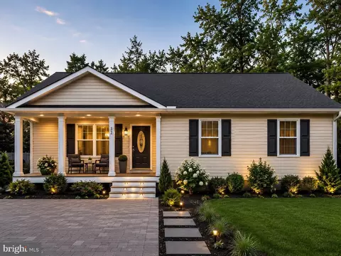 32 Placid Rd, Colonial Beach, VA 22443