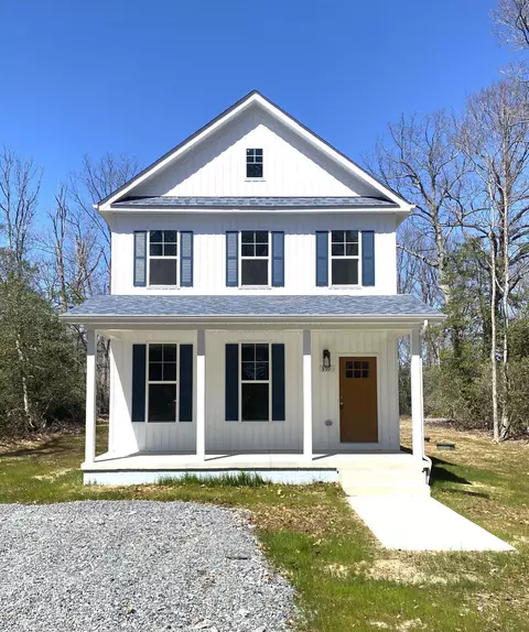 165 Azure Dr, Colonial Beach, VA 22443