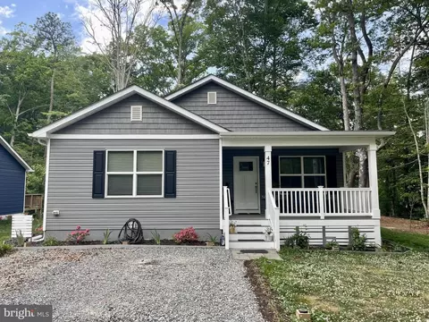 47 Magnolia Blvd, Colonial Beach, VA 22443