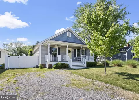 320 2nd St, Colonial Beach, VA 22443