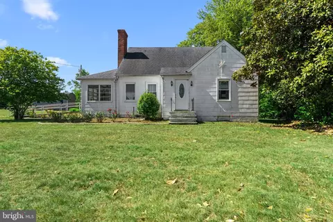 10740 Kings Hwy, Montross, VA 22520