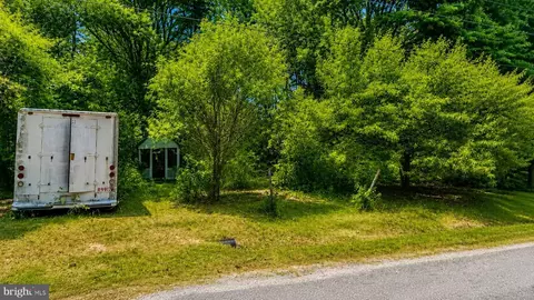 Clover, Colonial Beach, VA 22443 photo 7