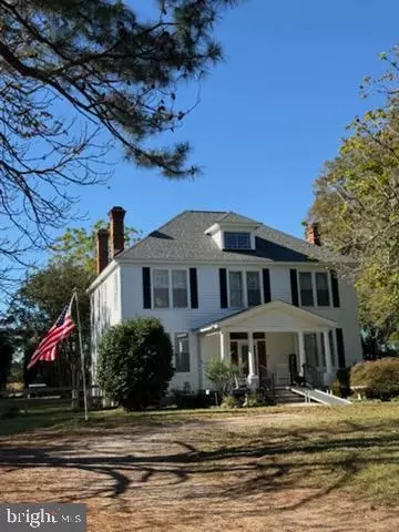 5278 Cople Hwy, Montross, VA 22520