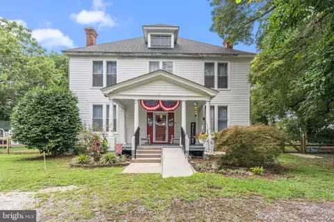 5278 Cople Hwy, Montross, VA 22520