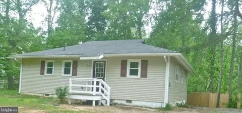 107 Federalist Way, Montross, VA 22520