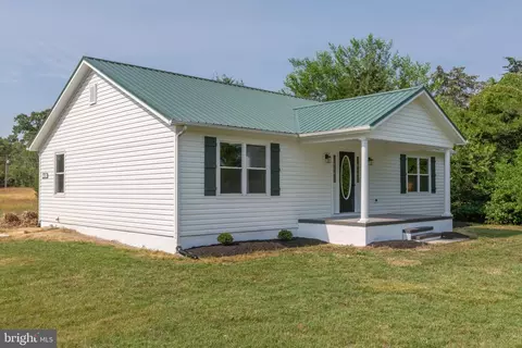 1200 S Glebe Rd, Montross, VA 22520