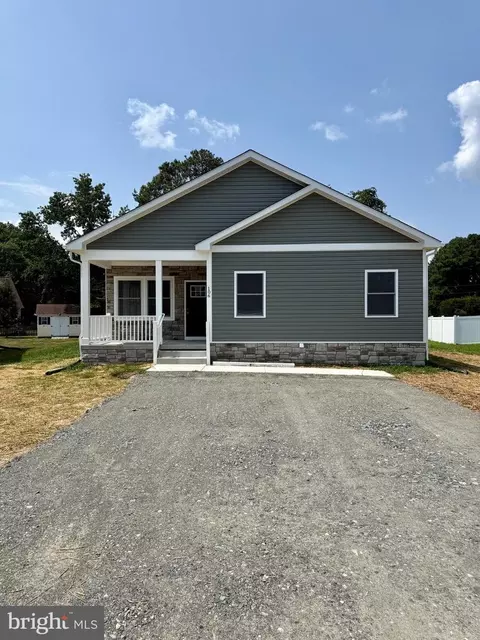 106 Otter Ln, Montross, VA 22520