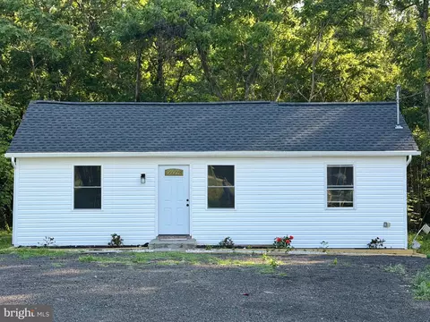 448 Poor Jack Rd, Montross, VA 22520