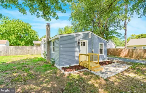 227 Dale Dr, Colonial Beach, VA 22443