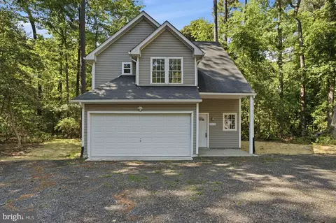 104 Hazel Dr, Hague, VA 22469