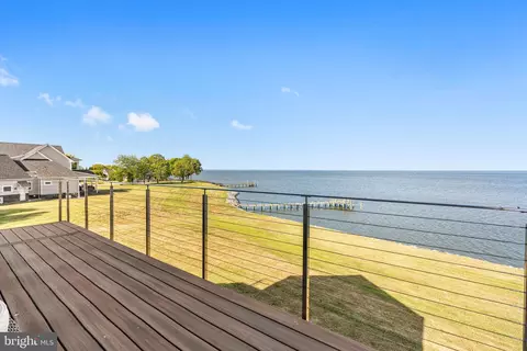 View/Area - 116 Kettle Bottom Dr, Colonial Beach, VA 22443 photo 2 of 8