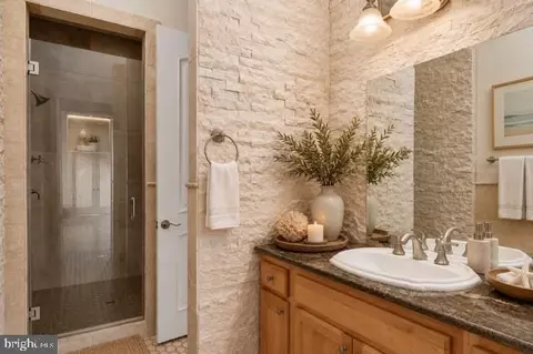 Bath - 116 Kettle Bottom Dr, Colonial Beach, VA 22443 photo 1 of 12
