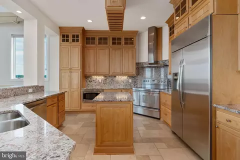 Kitchen - 116 Kettle Bottom Dr, Colonial Beach, VA 22443 photo 8 of 11