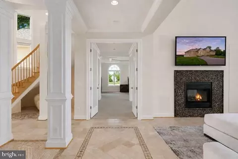 Entry Way - 116 Kettle Bottom Dr, Colonial Beach, VA 22443 photo 5 of 18