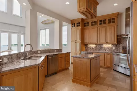 Kitchen - 116 Kettle Bottom Dr, Colonial Beach, VA 22443 photo 2 of 11