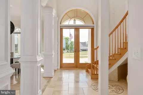 Entry Way - 116 Kettle Bottom Dr, Colonial Beach, VA 22443 photo 1 of 18