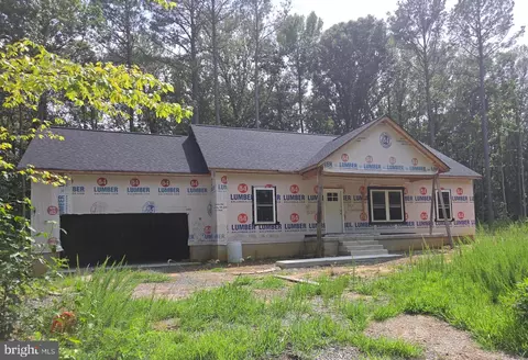 1454 S Independence Dr, Montross, VA 22520